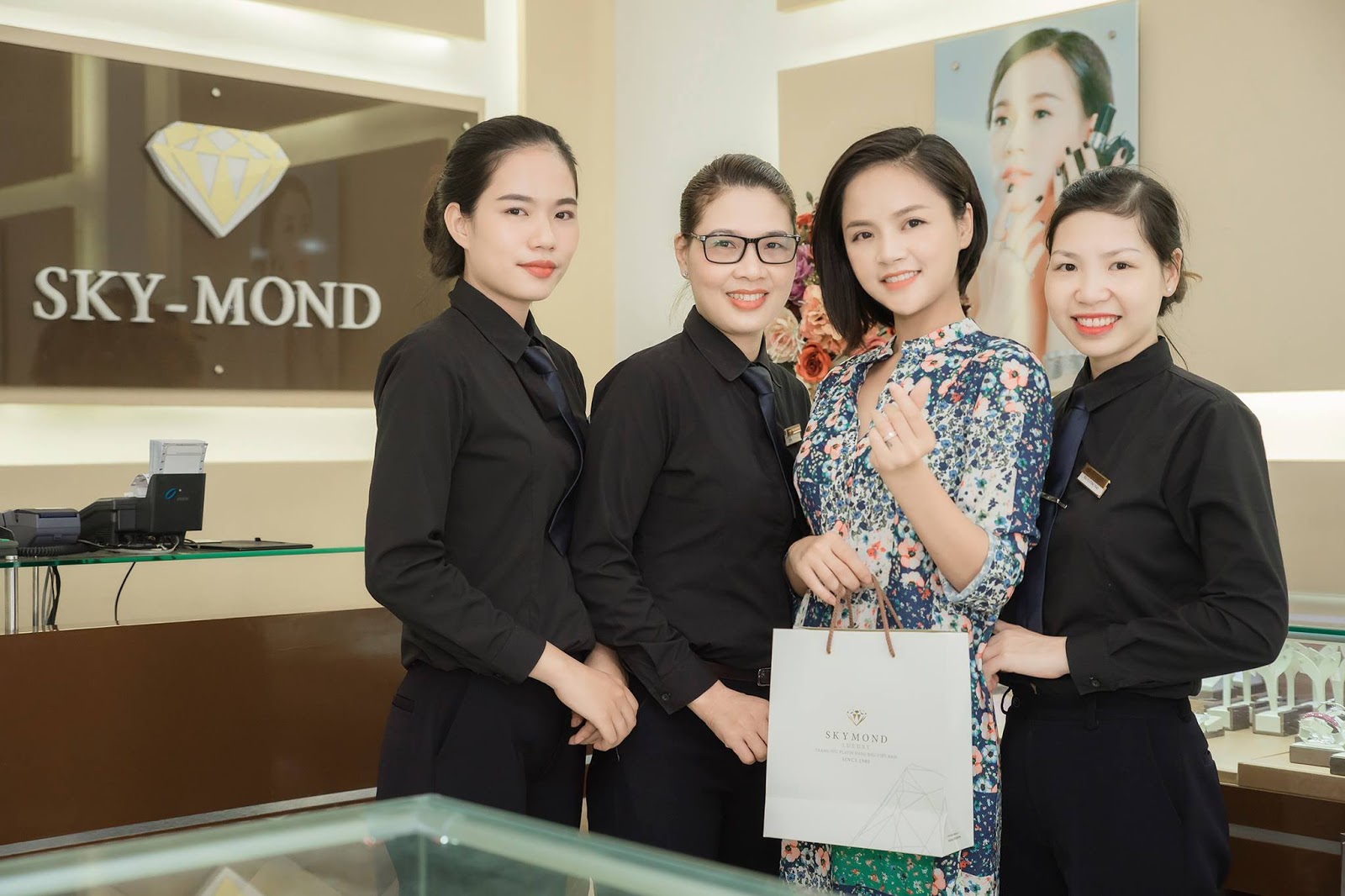 Top 6 Hãng thiết kế trang sức uy tín nhất Việt Nam