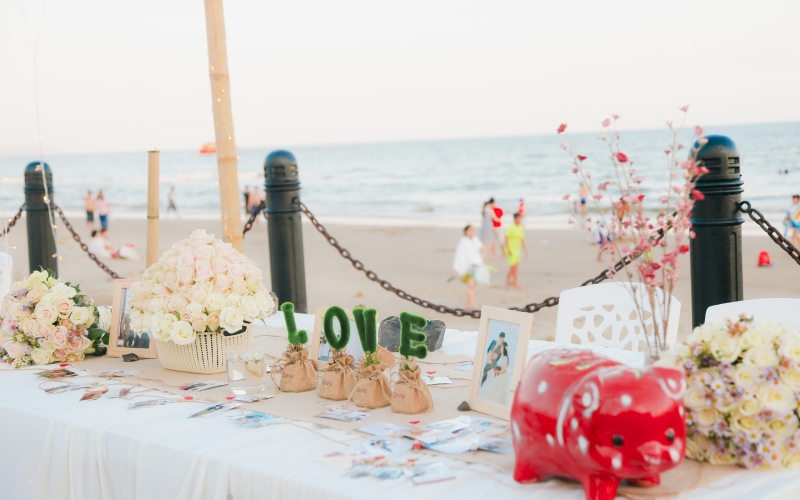 ý nghĩa của việc tặng quà kỷ niệm ngày cưới