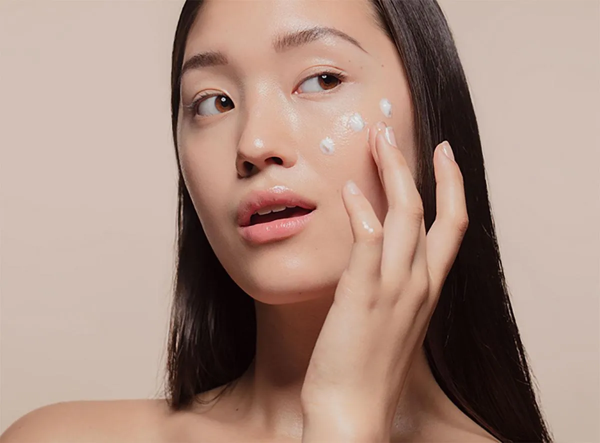 Khóa ẩm đa lớp: Chăm sóc da mùa lạnh