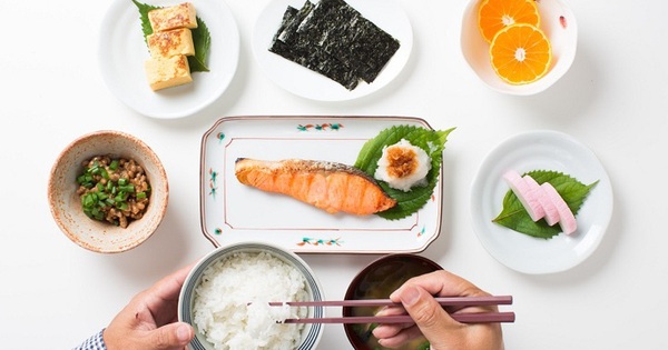 5 thói quen ăn uống siêu đặc biệt của người Nhật: Ăn vừa đủ no 80% chỉ là một mẹo nhỏ giúp tăng cường sức khoẻ