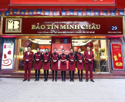 nhan-cuoi-bao-tin-minh-chau