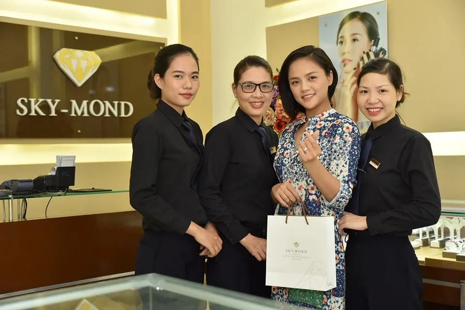 Chiêm Ngưỡng Ánh Hào Quang Từ BST Trang Sức Mới Nhất Của Skymond Luxury