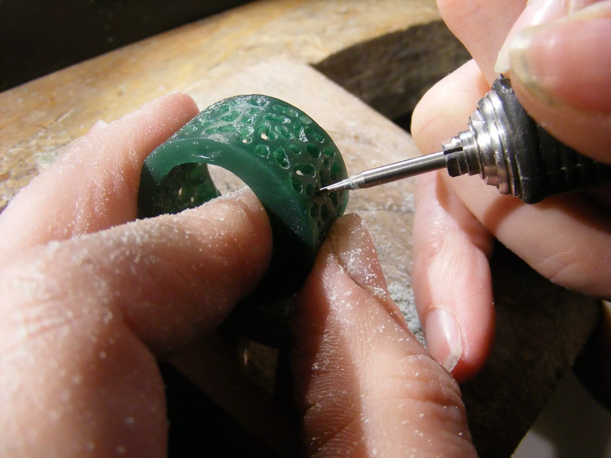 Nhẫn cưới đúc nổi 3D: Công nghệ chế tác đỉnh cao năm 2026