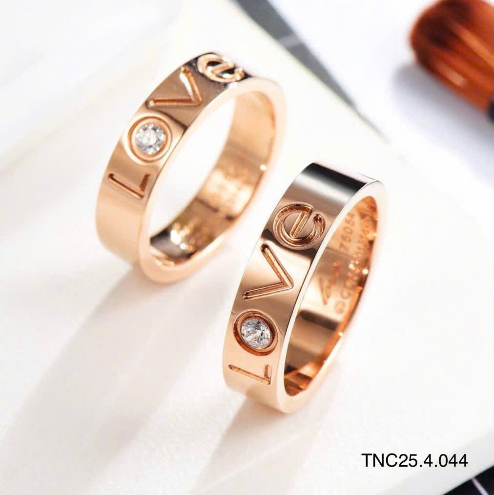 nhẫn cưới vàng hồng 18k cá nhân hóa
