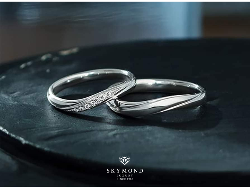 Nhẫn cưới: Nên đặt hay mua